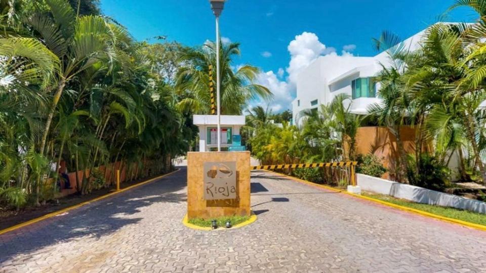 Casa Rioja Playacar Bed & Breakfast Playa del Carmen Bagian luar foto